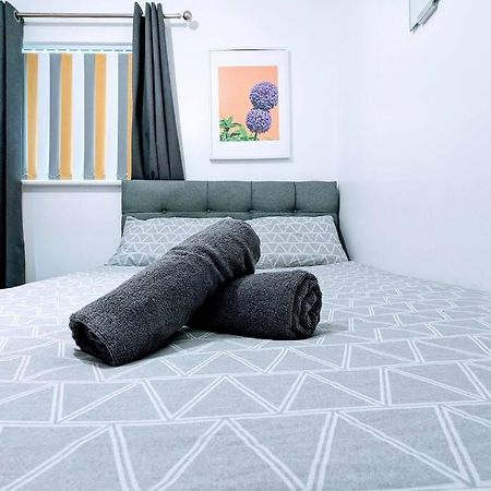 City Centre Comfort Northampton公寓 外观 照片