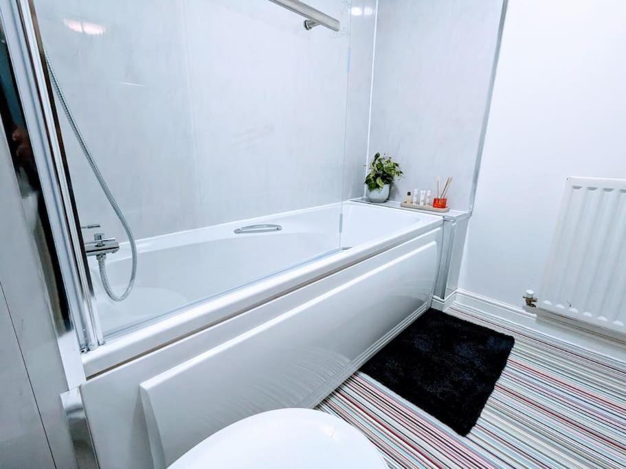 City Centre Comfort Northampton公寓 外观 照片